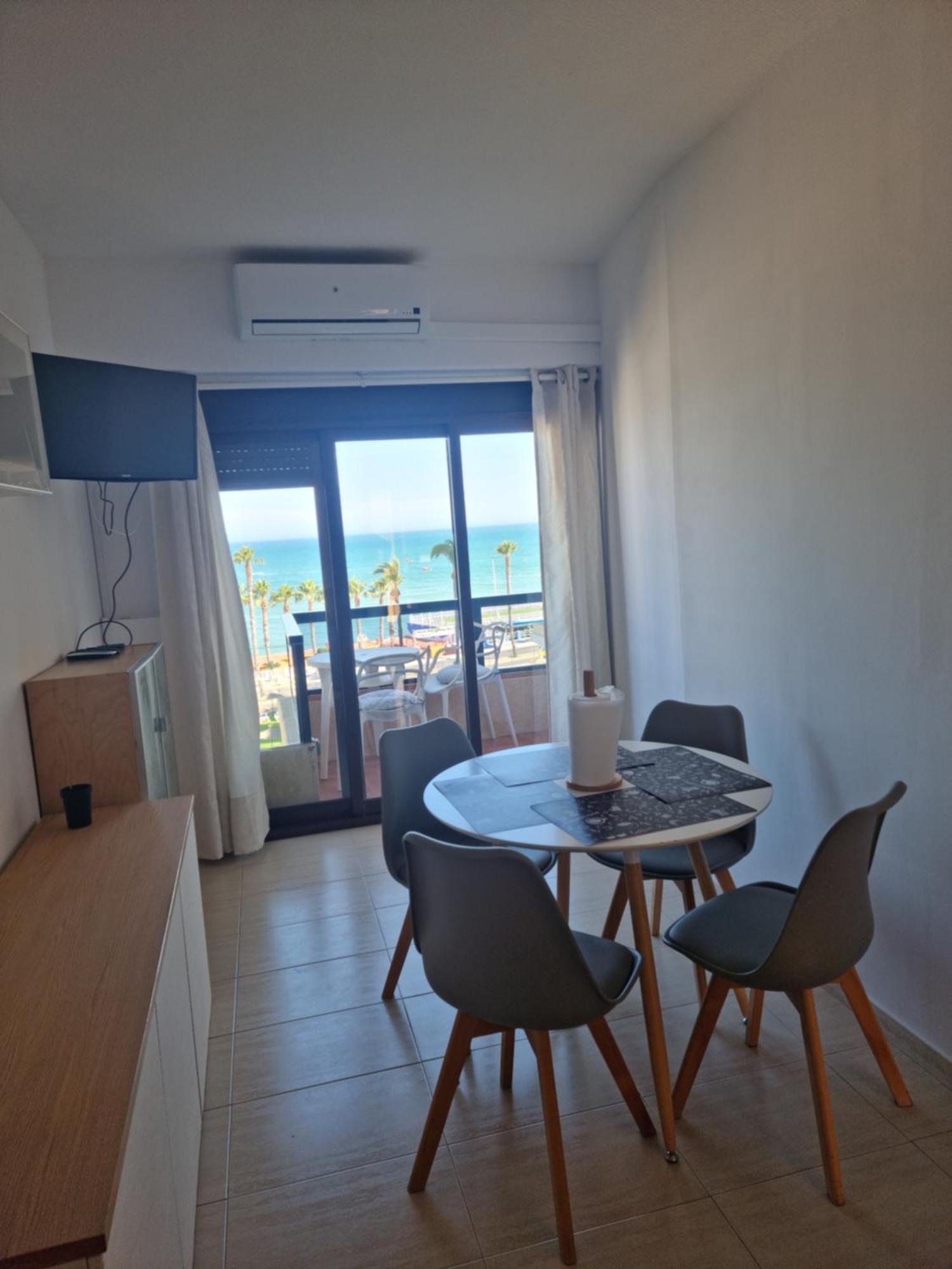 Aloha Playa Apartment Benalmadena Ngoại thất bức ảnh